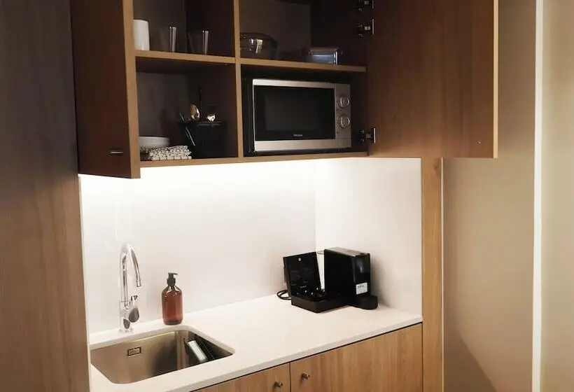 سوییت, Holiday Inn Express And Suites Lisbon Principe Real By Ihg