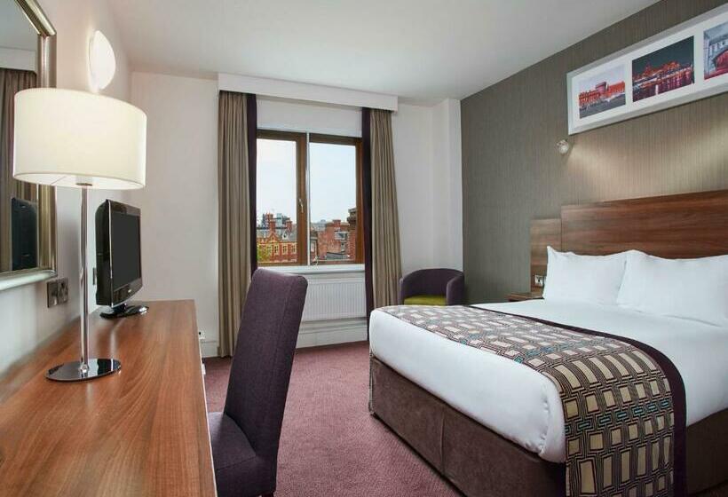 חדר סופריור, Leonardo Dublin Christchurch