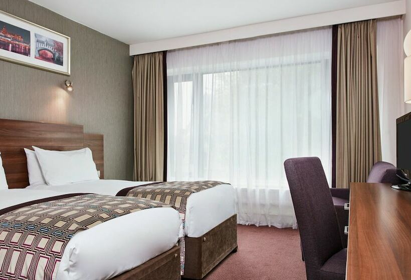 חדר סופריור, Leonardo Dublin Christchurch