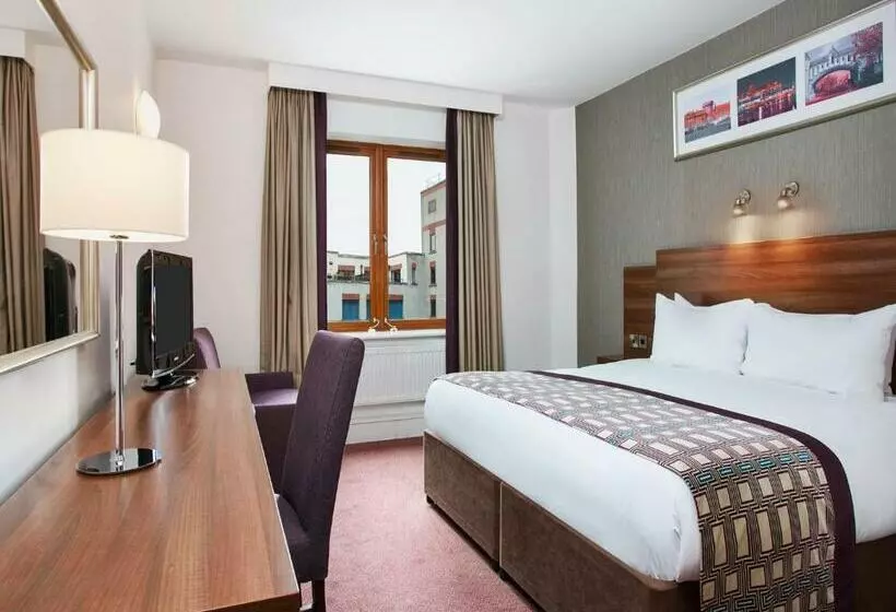 اتاق استاندارد با تخت بزرگ, Leonardo Dublin Christchurch