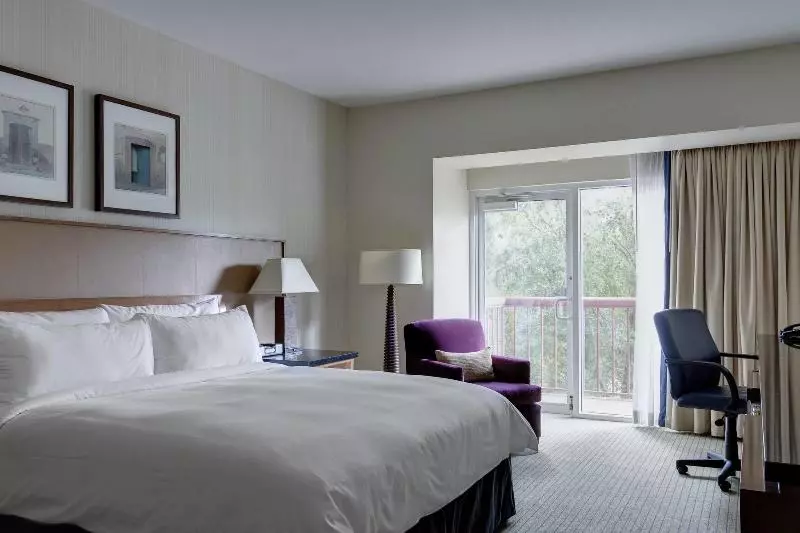 キングサイズベッドのスタンダードルーム, Marriott Dallas/fort Worth Westlake