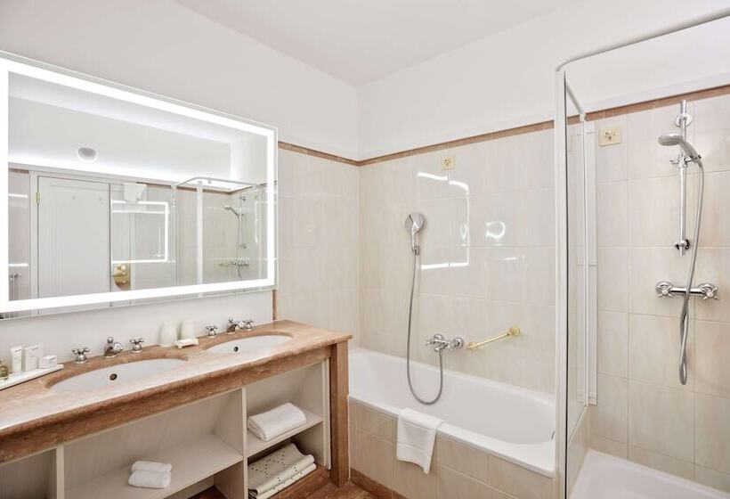 اتاق سوپریور, Radisson Blu Hotel Altstadt