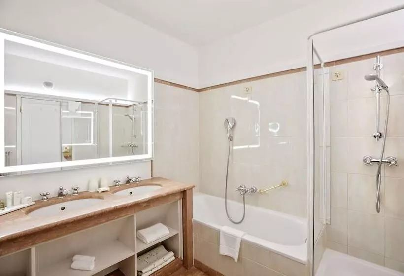 اتاق سوپریور, Radisson Blu Hotel Altstadt