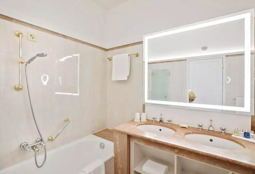 سوییت, Radisson Blu Hotel Altstadt