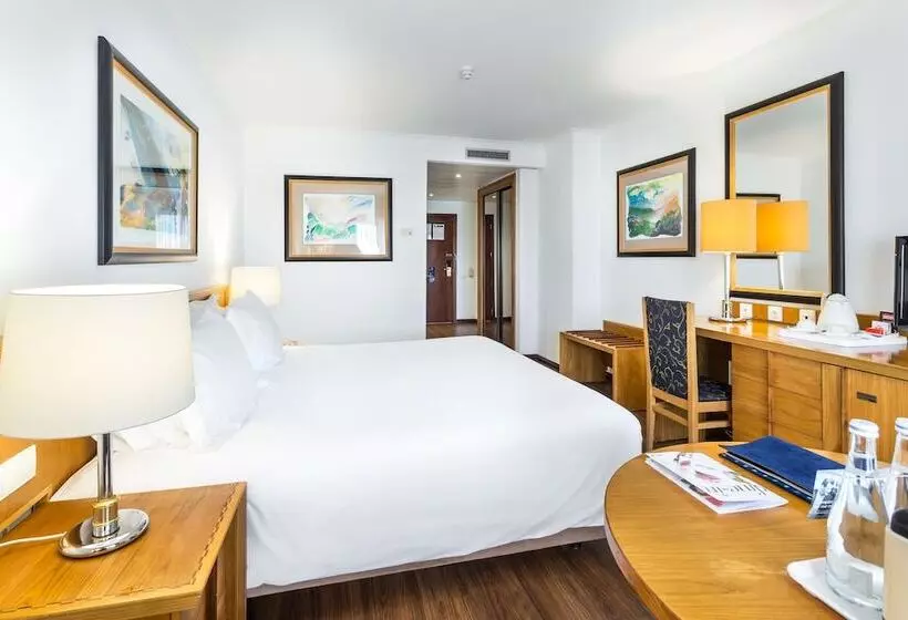 اتاق استاندارد, Radisson Blu Hotel Lisbon