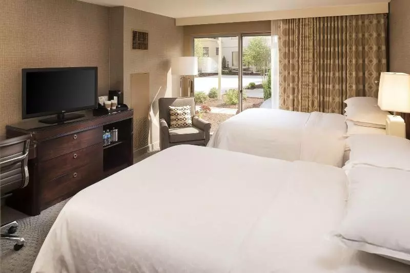 クラブルーム, Sheraton Hartford South