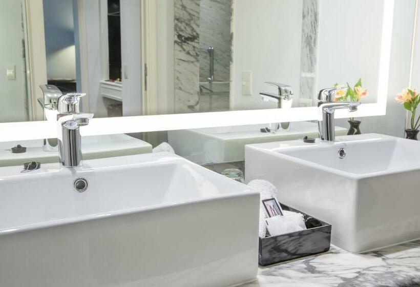 سوییت جونیور با چشم‌انداز شهر, Sofitel Buenos Aires Recoleta