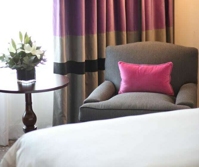 سوییت جونیور با چشم‌انداز شهر, Sofitel Buenos Aires Recoleta