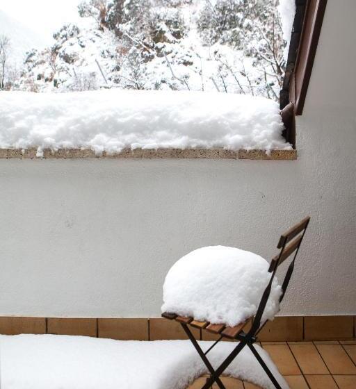 패밀리 룸, Insitu Eurotel Andorra