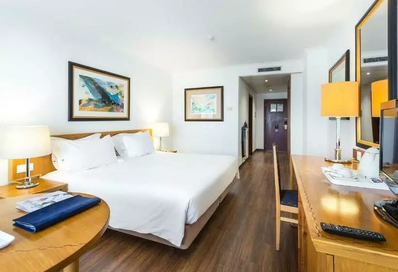 اتاق استاندارد, Radisson Blu Hotel Lisbon