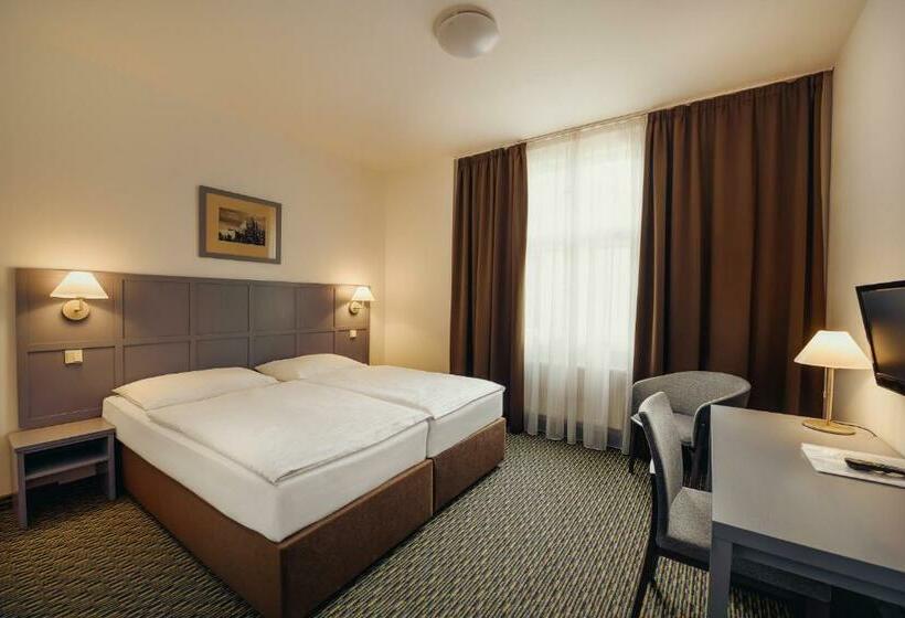 Quarto Superior, Central Hotel Prague