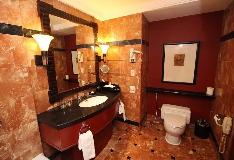 デラックスルーム, Diamond Hotel Philippines