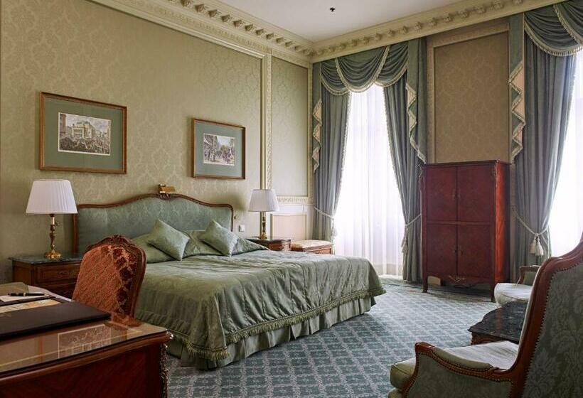 스탠다드 룸 킹사이즈 침대, Grand Hotel Wien