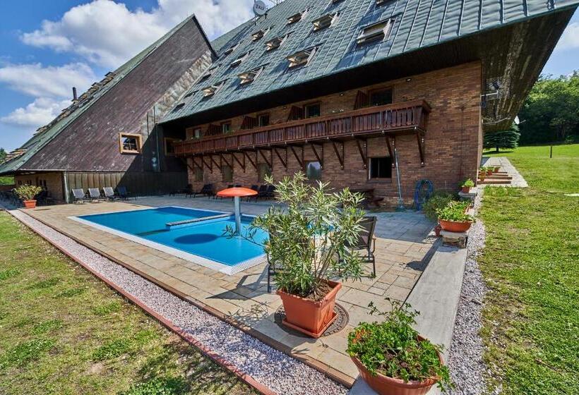 침실 1개 아파트, žalý Apartmány