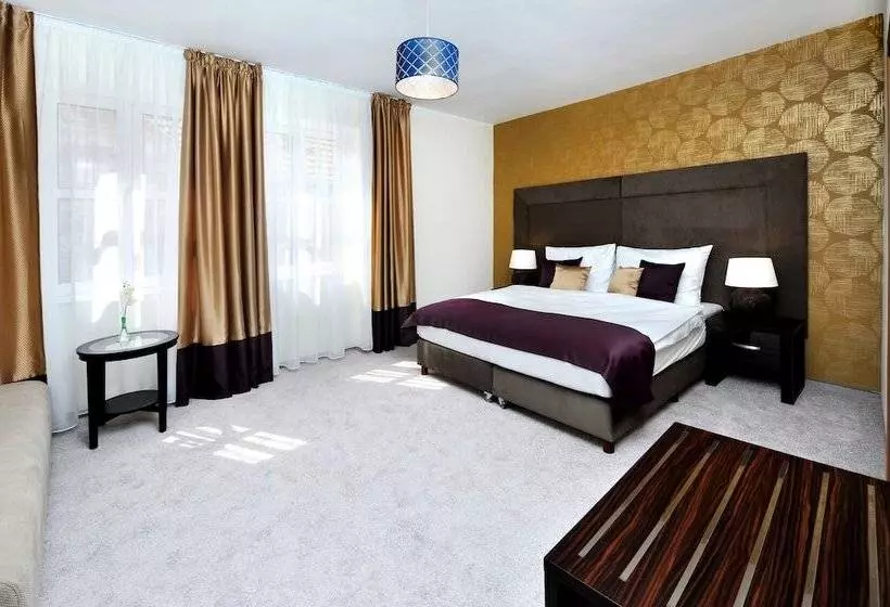 デラックスルーム, Aplend City Hotel Perugia