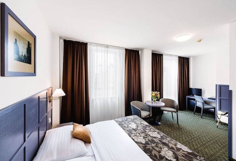 Quarto Superior Individual, Central Hotel Prague