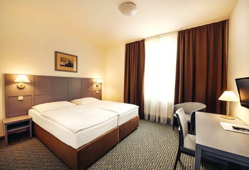 Quarto Superior, Central Hotel Prague