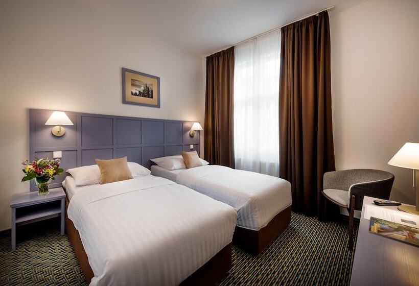 Quarto Superior, Central Hotel Prague