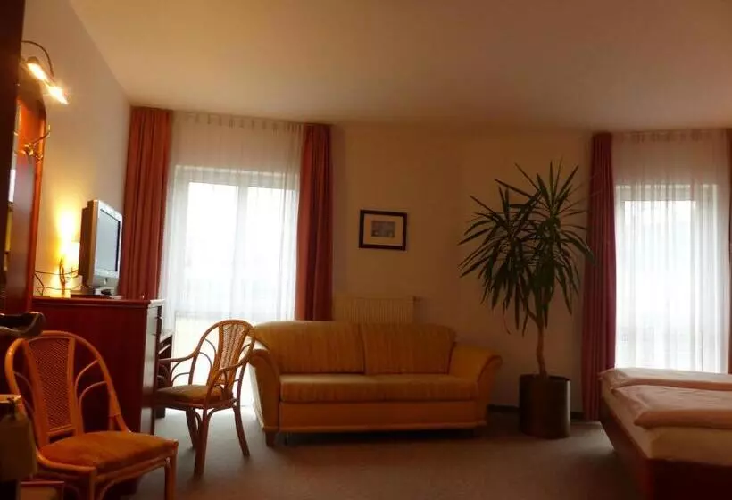 Standard Kolmen Hengen Huone, Dorotheenhof
