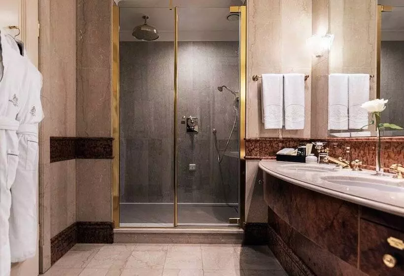 デラックスルーム, Eurostars Grand Hotel Wien