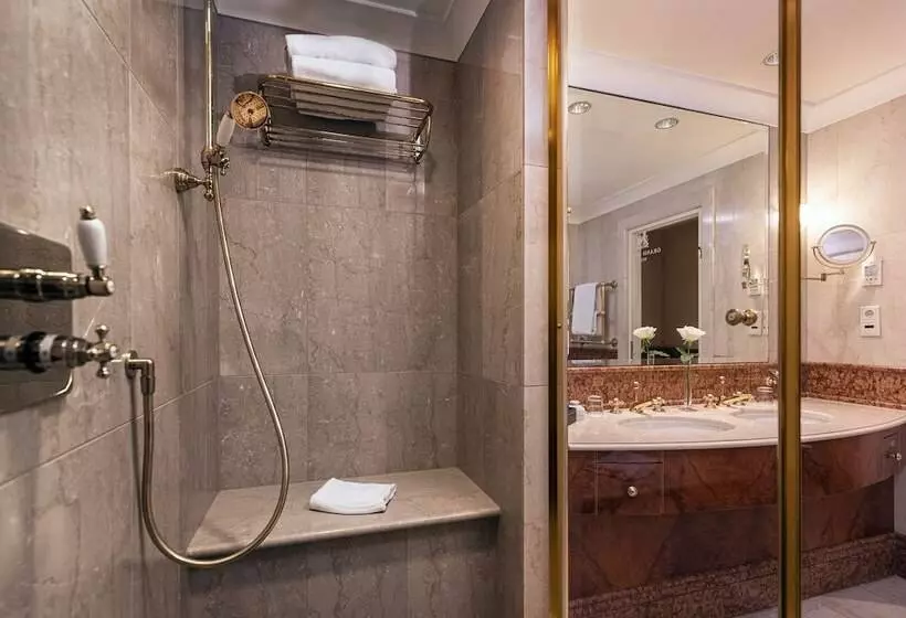 デラックスルーム, Eurostars Grand Hotel Wien