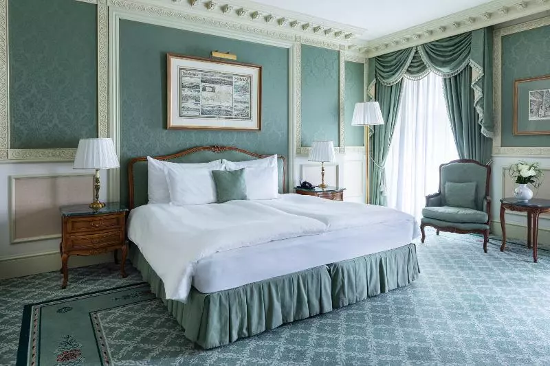 キングサイズベッドのスタンダードルーム, Eurostars Grand Hotel Wien