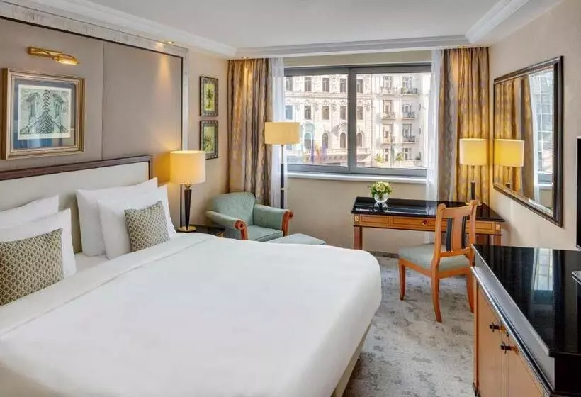 デラックスルーム, Kempinski Hotel Corvinus Budapest
