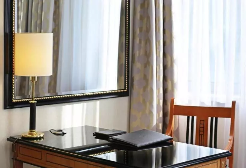 スーペリアールーム, Kempinski Hotel Corvinus Budapest