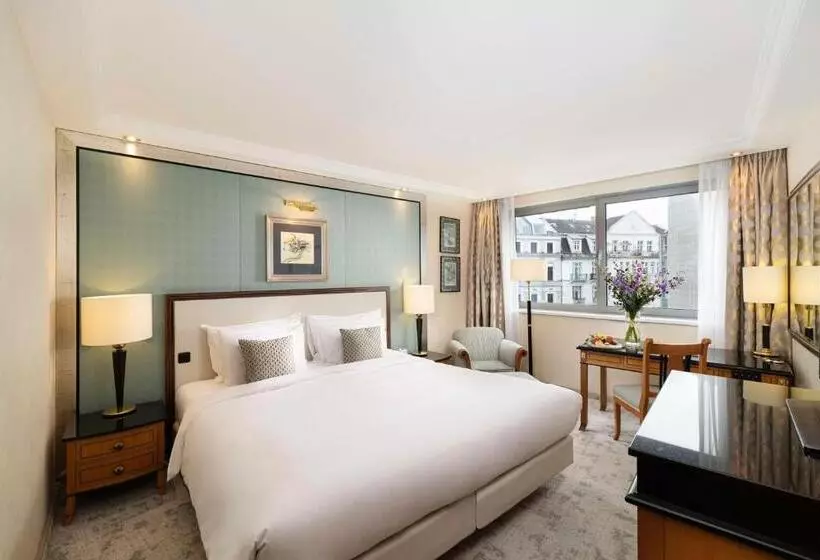 スーペリアールーム, Kempinski Hotel Corvinus Budapest