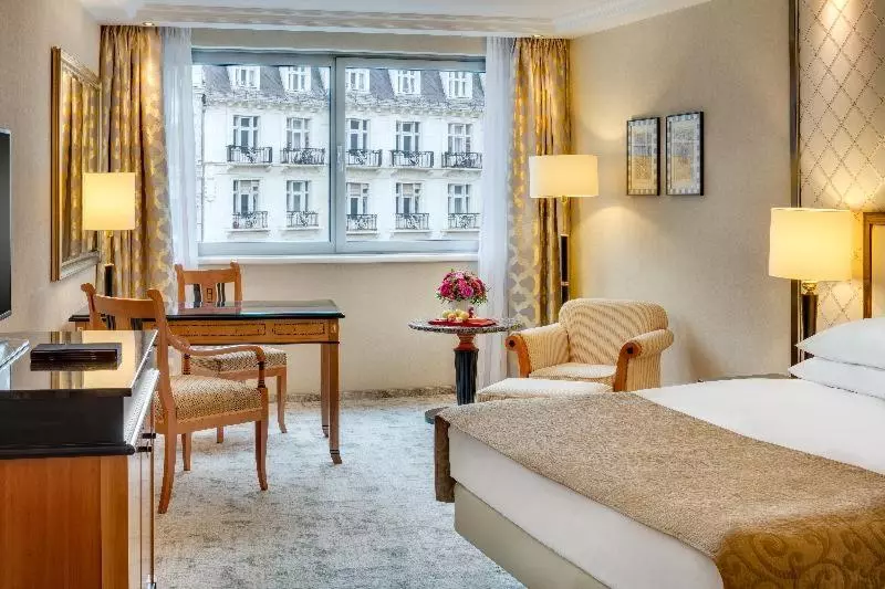 スタンダードルーム, Kempinski Hotel Corvinus Budapest