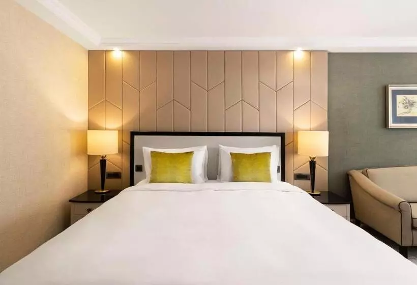 デラックスルーム, Kempinski Hotel Corvinus Budapest