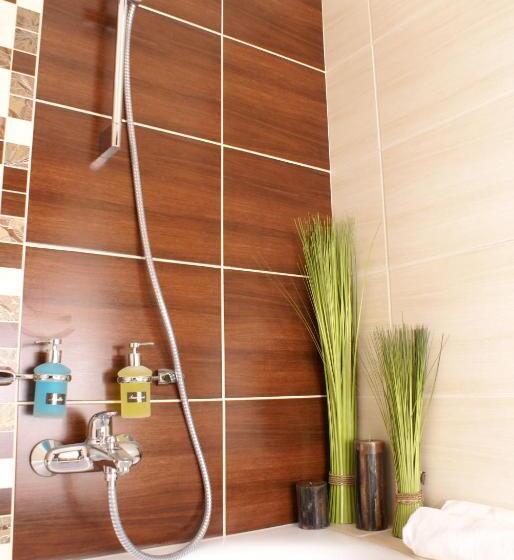 غرفة قياسية فردية, Palcát