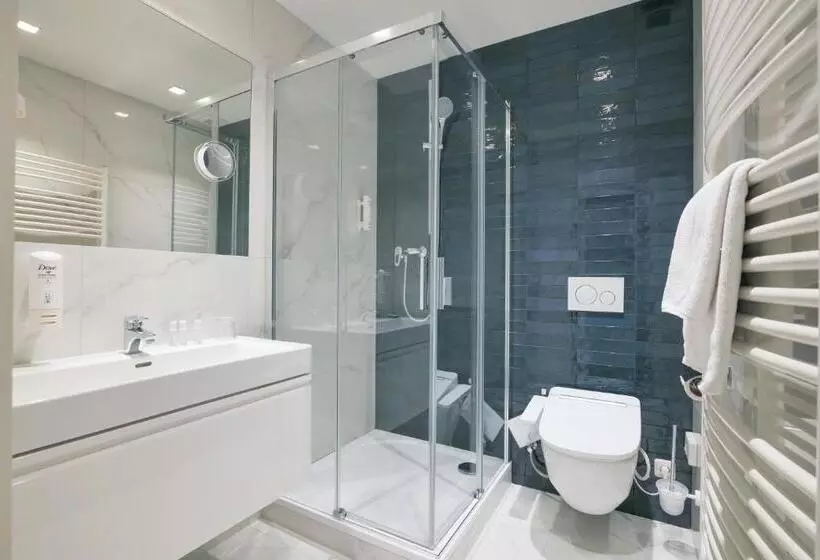 Deluxe Yhden Hengen Huone, Zlatá Hvězda