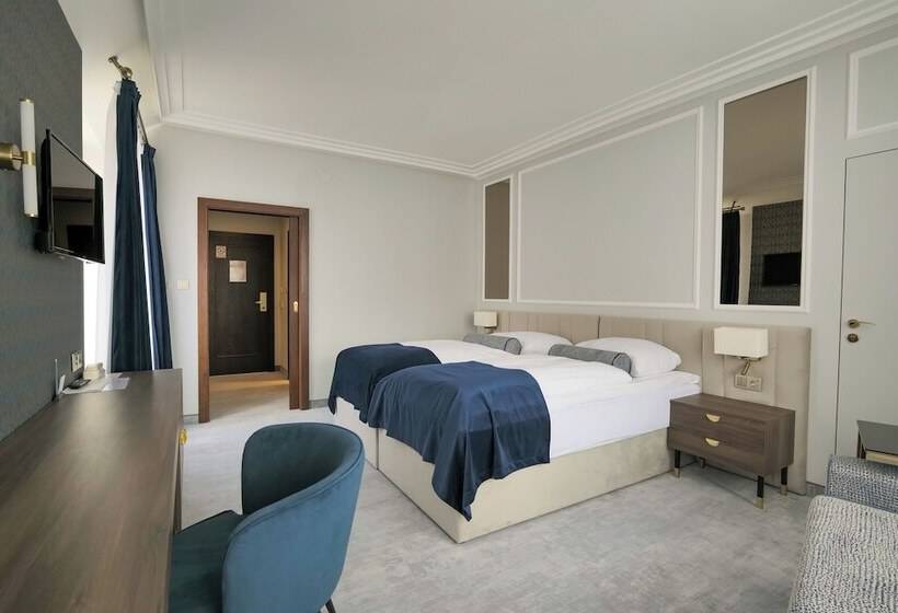 デラックスルーム, Zlatá Hvězda