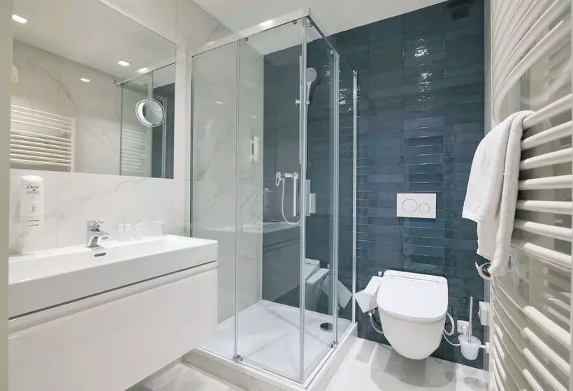Deluxe Yhden Hengen Huone, Zlatá Hvězda