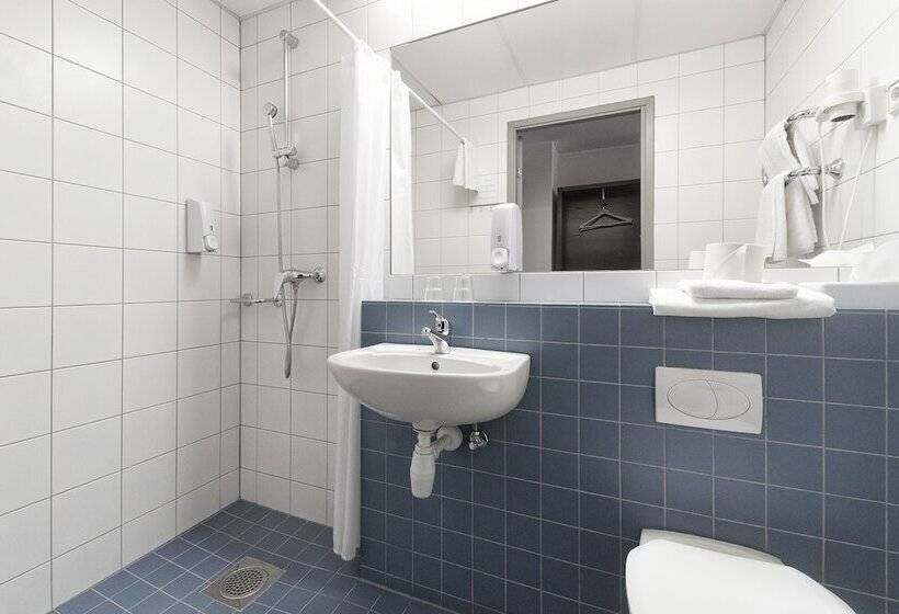 اتاق خانوادگی, Pirita Marina Hotel & Spa