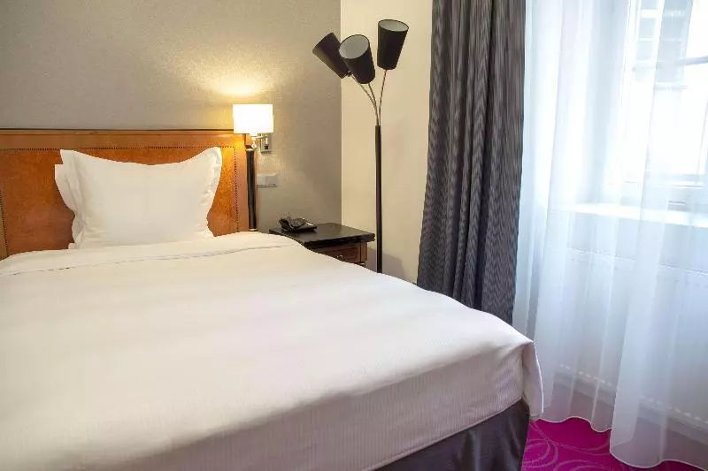 اتاق استاندارد یک نفره, Radisson Collection Astorija Hotel, Vilnius