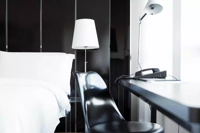 اتاق پرمیوم, Radisson Collection Astorija Hotel, Vilnius
