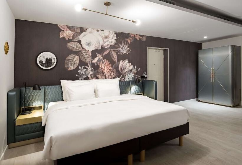 اتاق پرمیوم, Radisson Collection Astorija Hotel, Vilnius