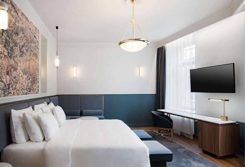 اتاق پرمیوم, Radisson Collection Astorija Hotel, Vilnius