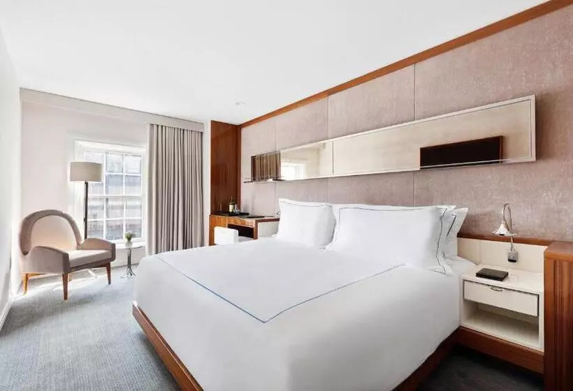اتاق لوکس با تخت بزرگ, 33 Hotel, New York City, Seaport