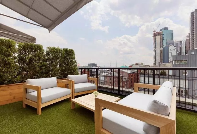 اتاق پرمیوم, 33 Hotel, New York City, Seaport