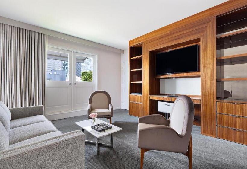 스위트 킹사이즈 침대, 33 Hotel, New York City, Seaport