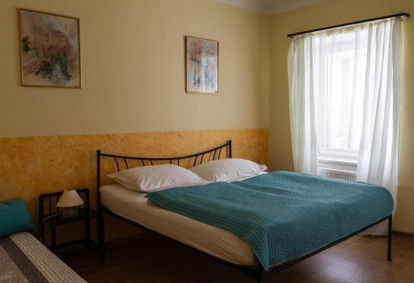 Номер Стандарт Трехместный, Atlas