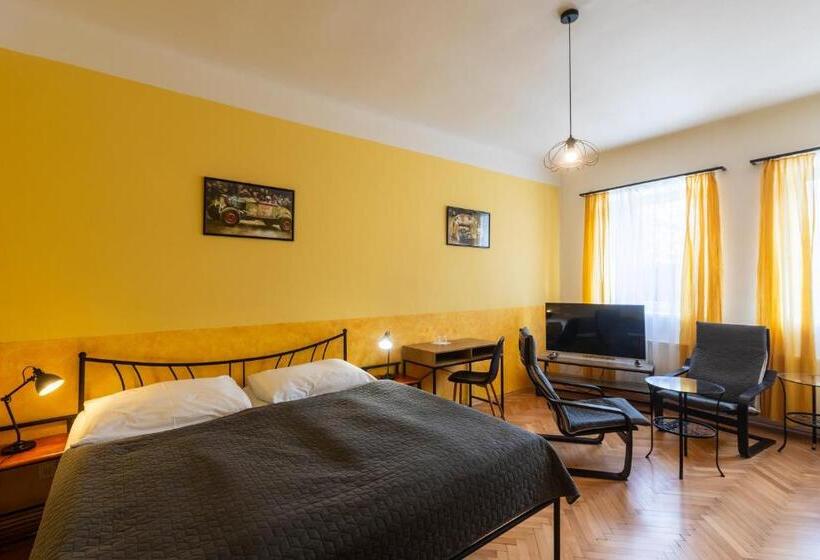 Четырехместный Номер Стандарт, Atlas