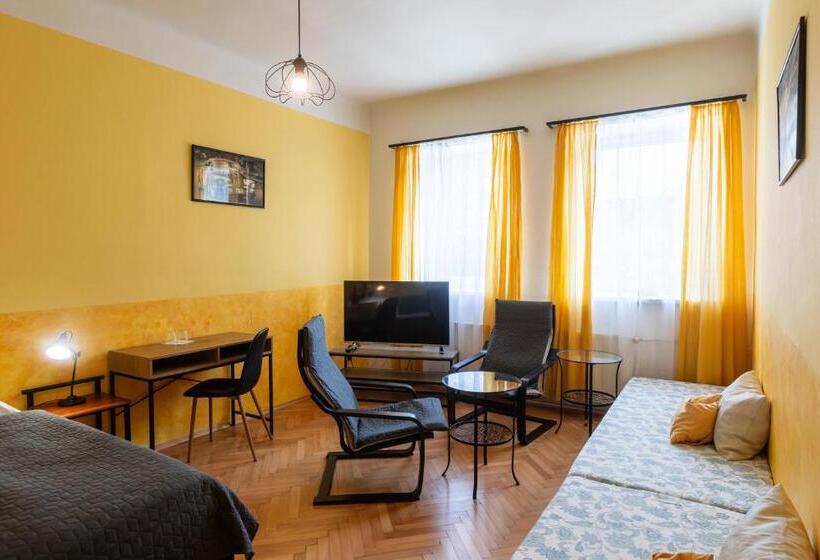 Четырехместный Номер Стандарт, Atlas