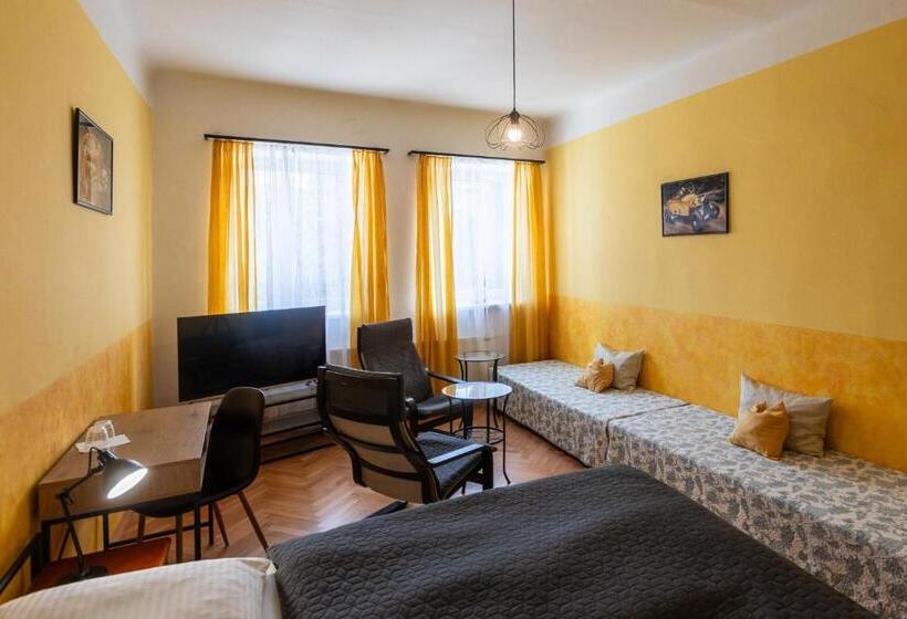 Четырехместный Номер Стандарт, Atlas