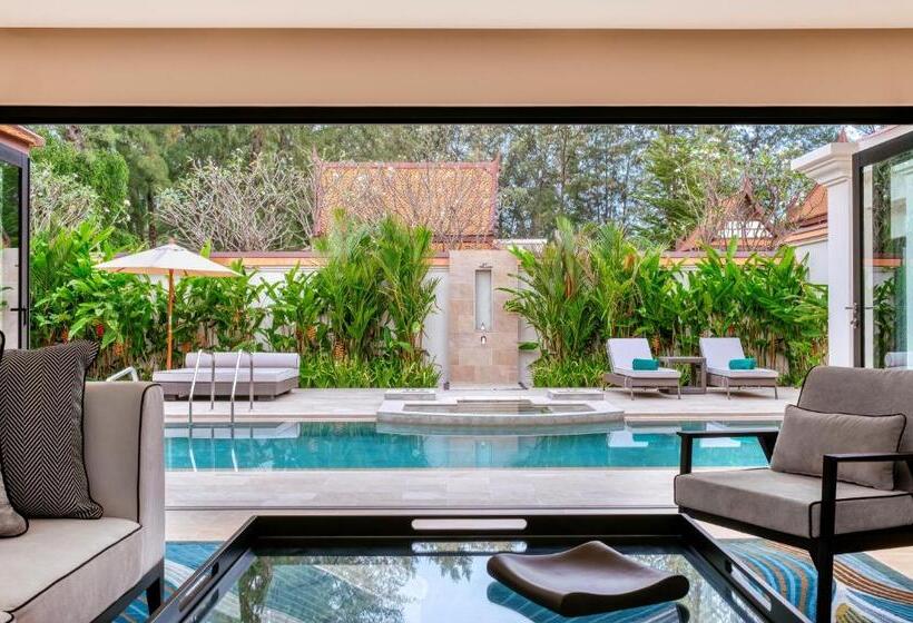 דירת שלושה חדרים, Banyan Tree Phuket