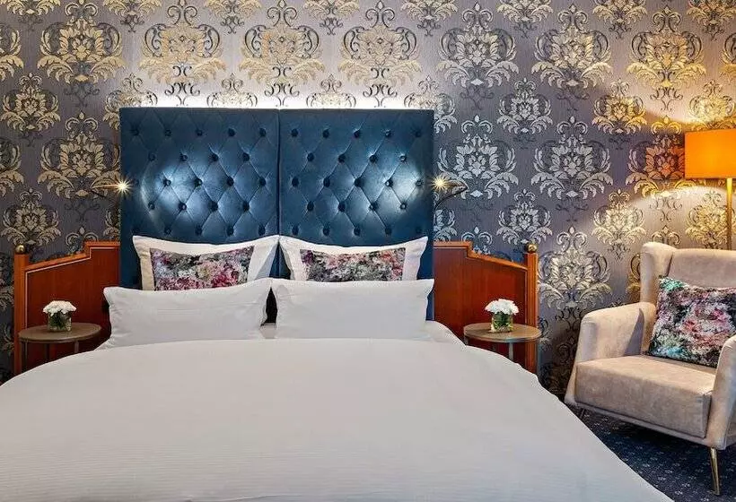 اتاق استاندارد, Bayerischer Hof Dresden