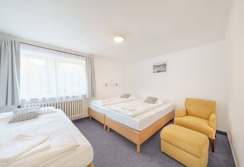 דירת שני חדרים, Horni Pramen